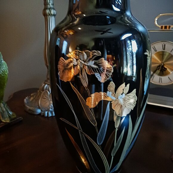 LARGE 14.5" High JAPANESE Black and gold ornamental vase vintage - Picture 6 of 6